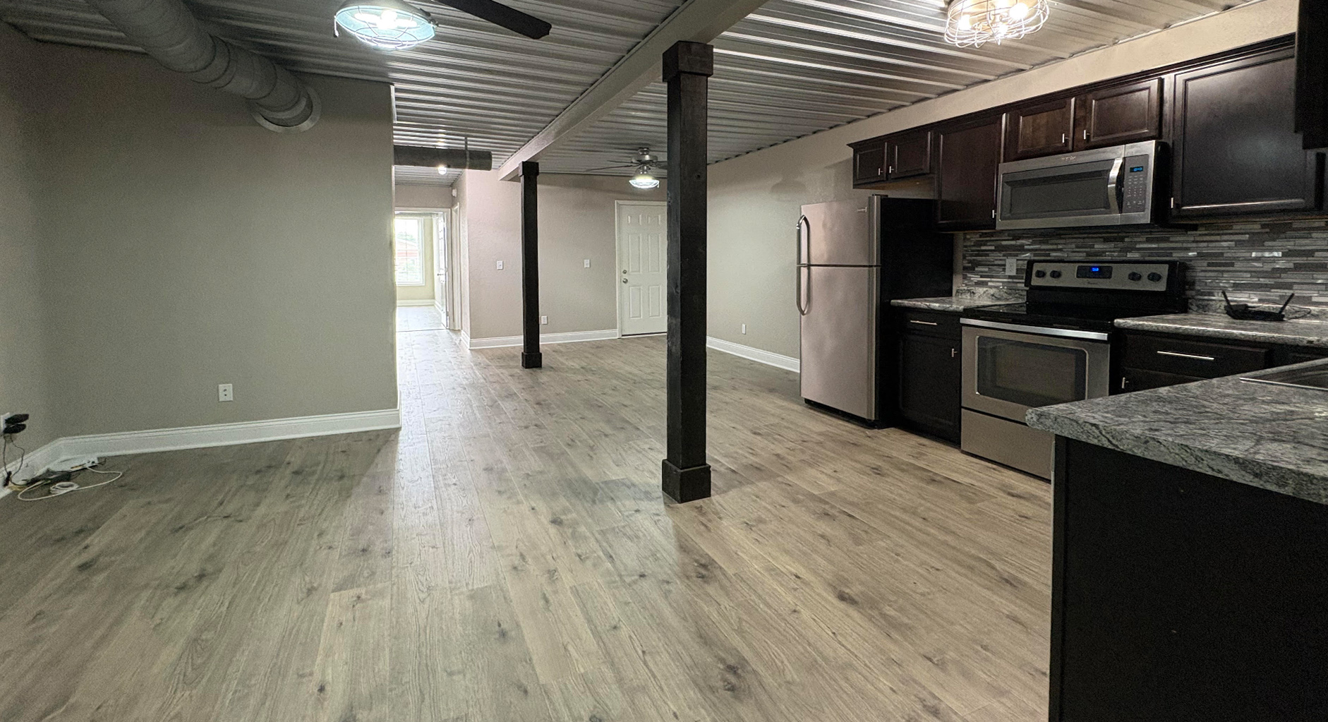 210 kitchen-living 2